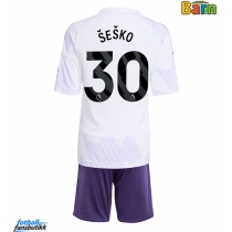 Manchester United Benjamin Sesko #30 Bortedraktsett Barn 2025-26 Kortermet (+ Korte bukser)